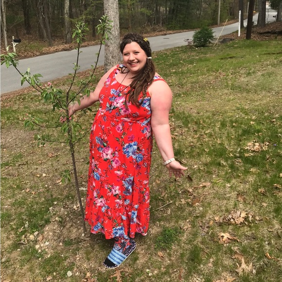 Francesca's Collections Dresses & Skirts - Francesca’s maxi dress perfect for summertime size 1x